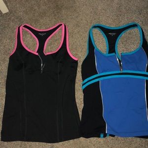 workout tanks